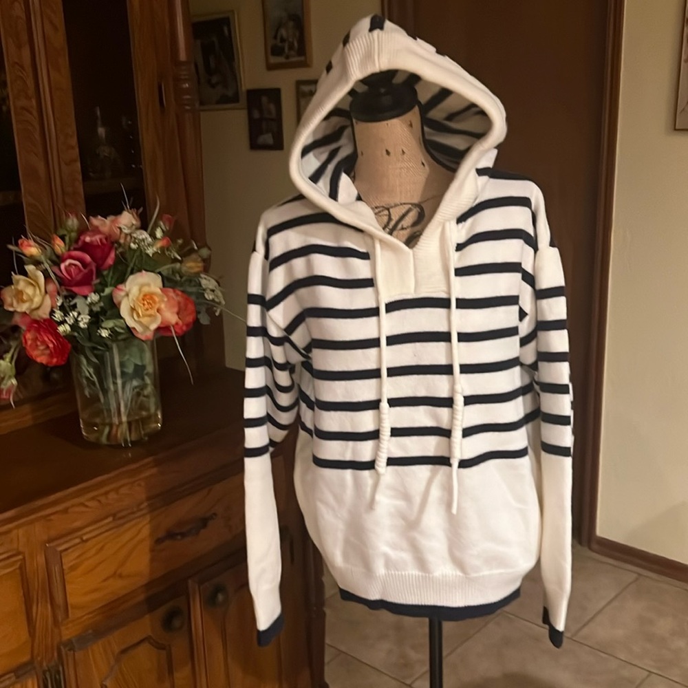 Cider hoody size M